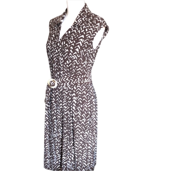 Cute summer dress Bundle! 2 dresses in this bundle - Picture 6 of 13